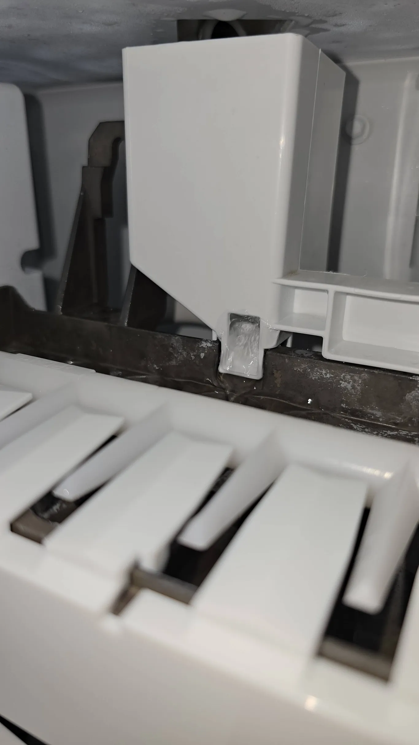 Ice maker repair and maintenance